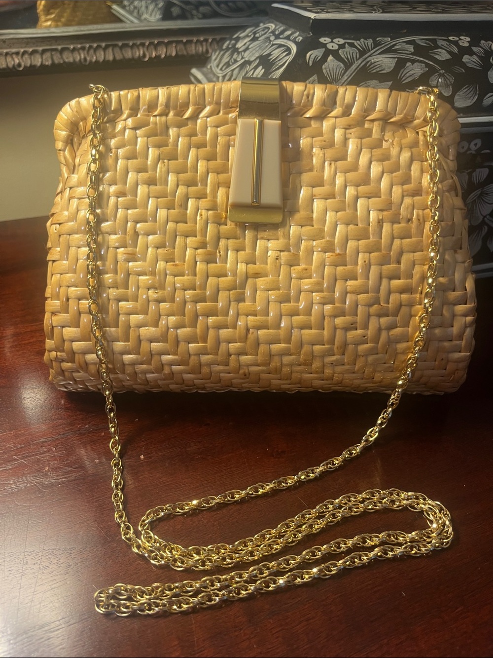 Vintage 80s Lord & Taylor Italian Woven Straw Basket Clutch / Crossbody Bag